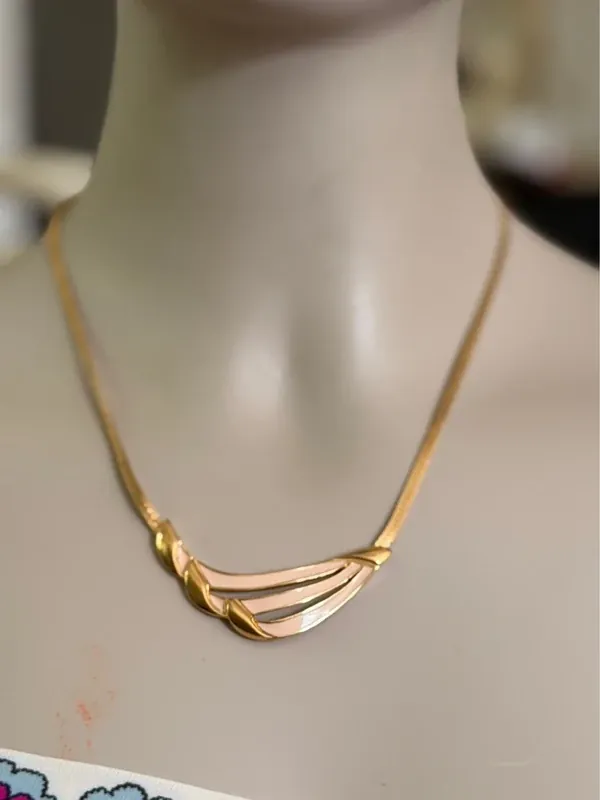 70’s Pink and Gold Trifari Vintage Necklace