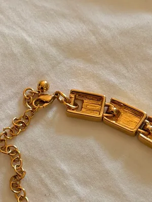 80’s Gold plated chunky Monet Collar necklace w/ Lucite