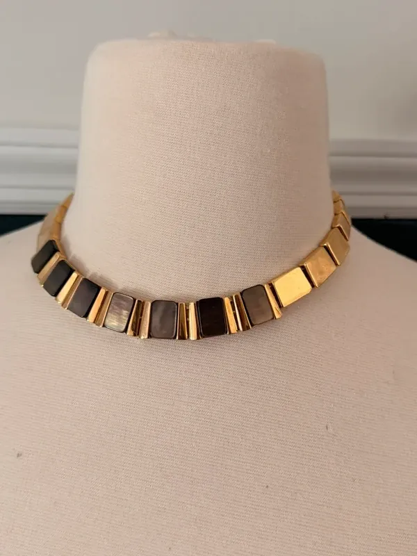 80’s Gold plated chunky Monet Collar necklace w/ Lucite
