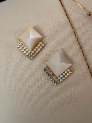 Mixed Jewelry Lot Vintage Avon