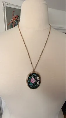 1974 Avon Florentine Mosaic Collection Necklace